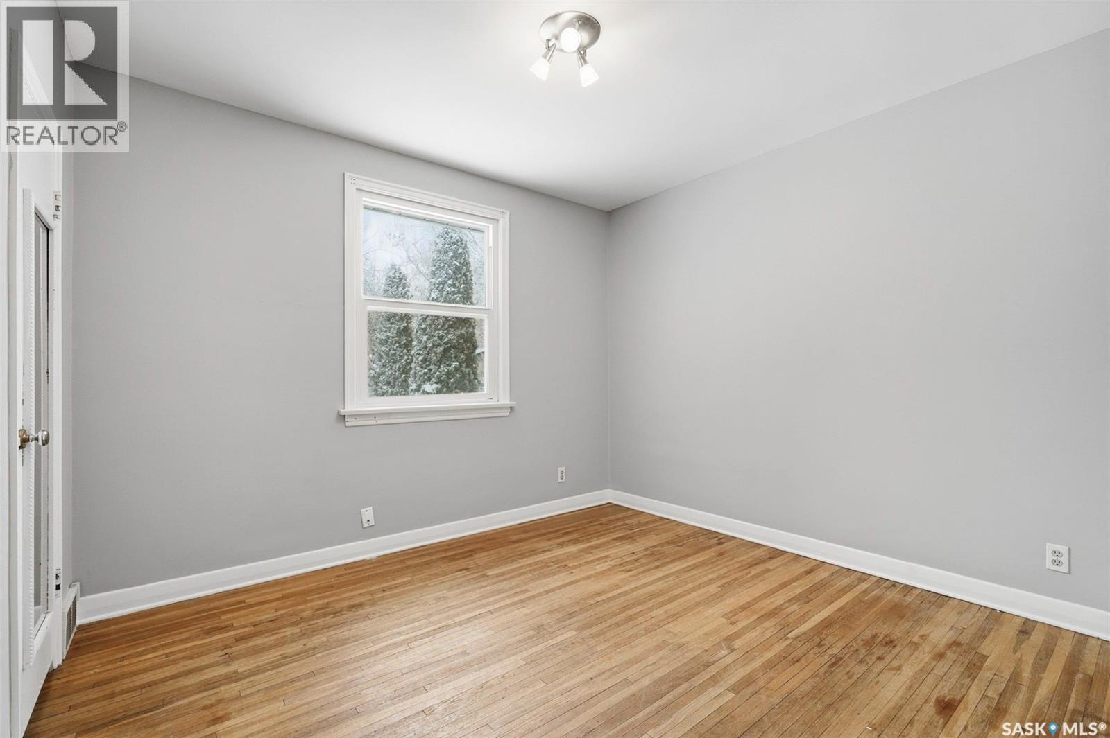 1128 4Th Street E, Saskatoon, SK - Indoor Photo Showing Other Room