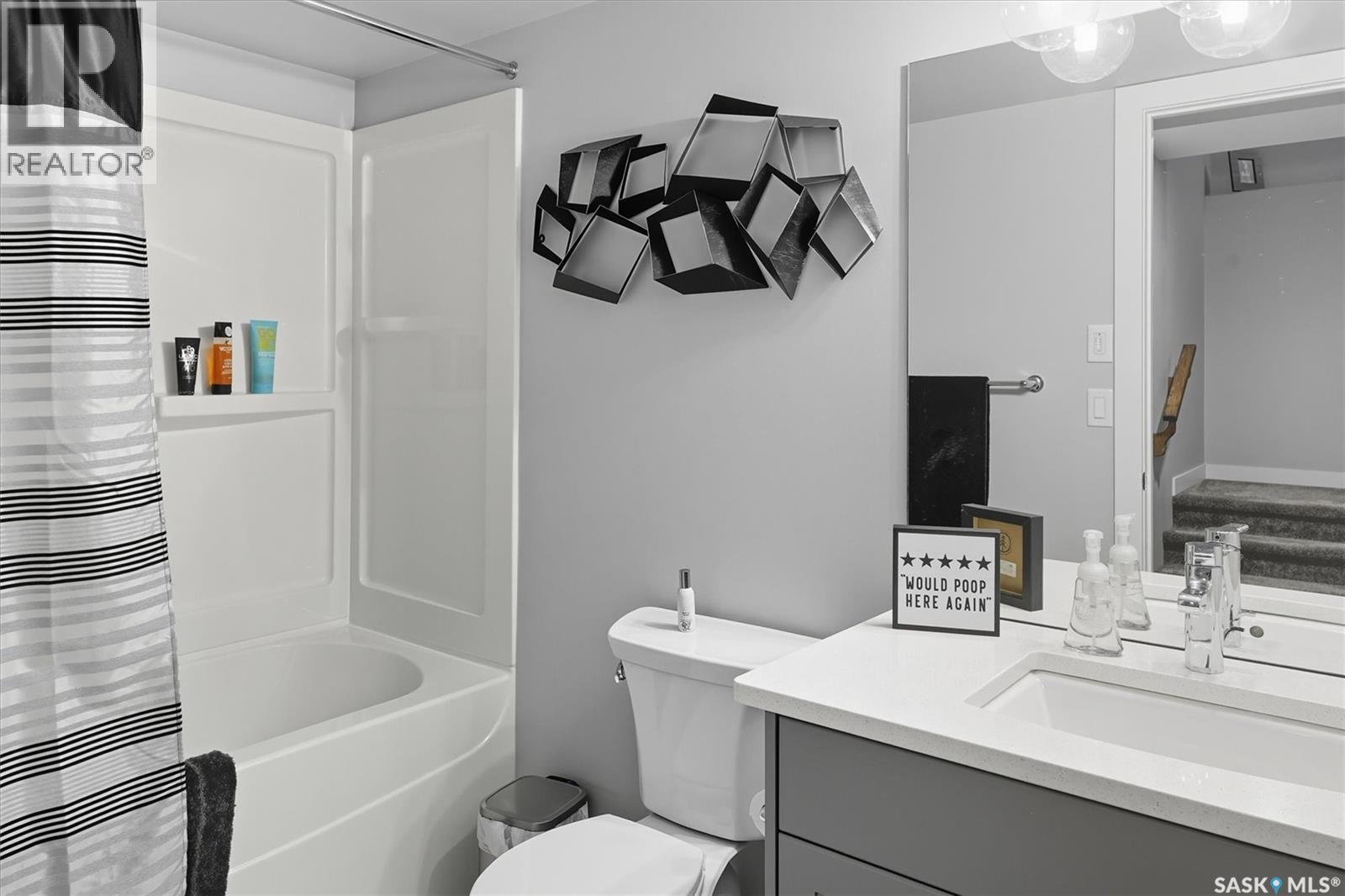 242 Brighton Gate, Saskatoon, SK - Indoor Photo Showing Bathroom