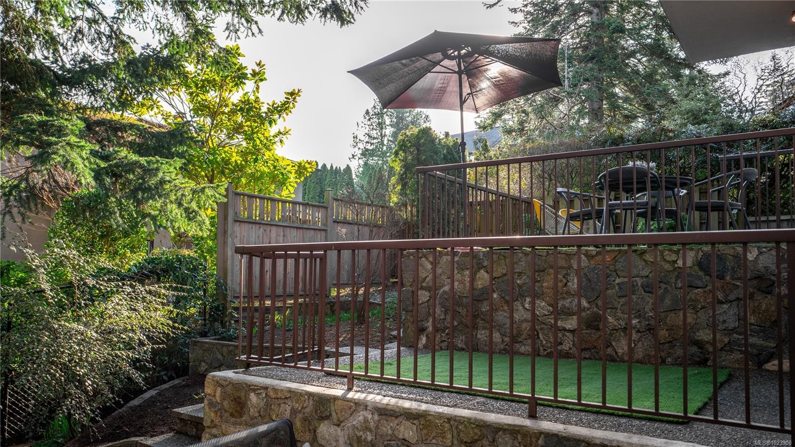 3855 Haro Rd, Saanich, BC