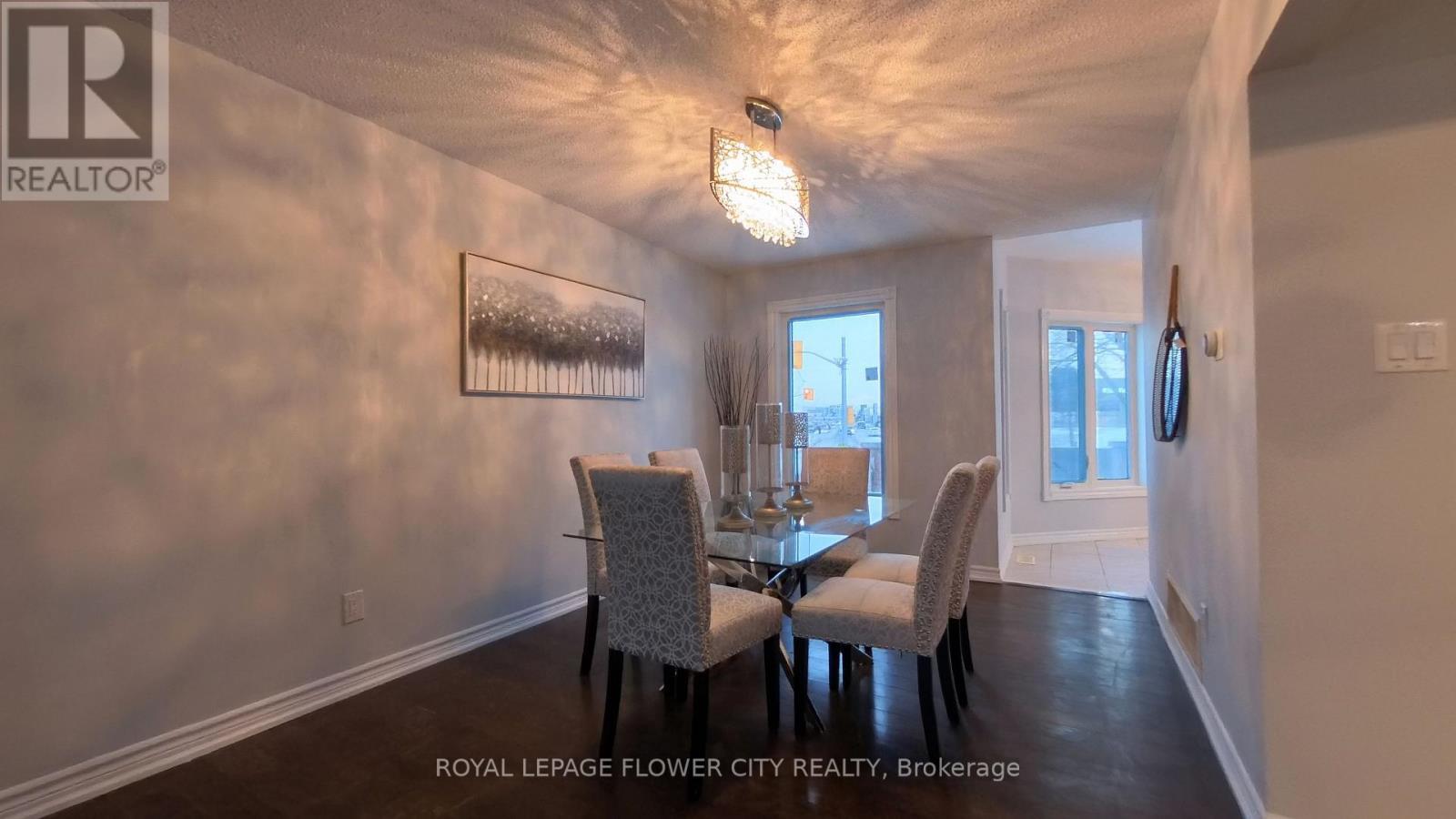 1 Donaldson Drive, Brampton, ON - Indoor Photo Showing Dining Room