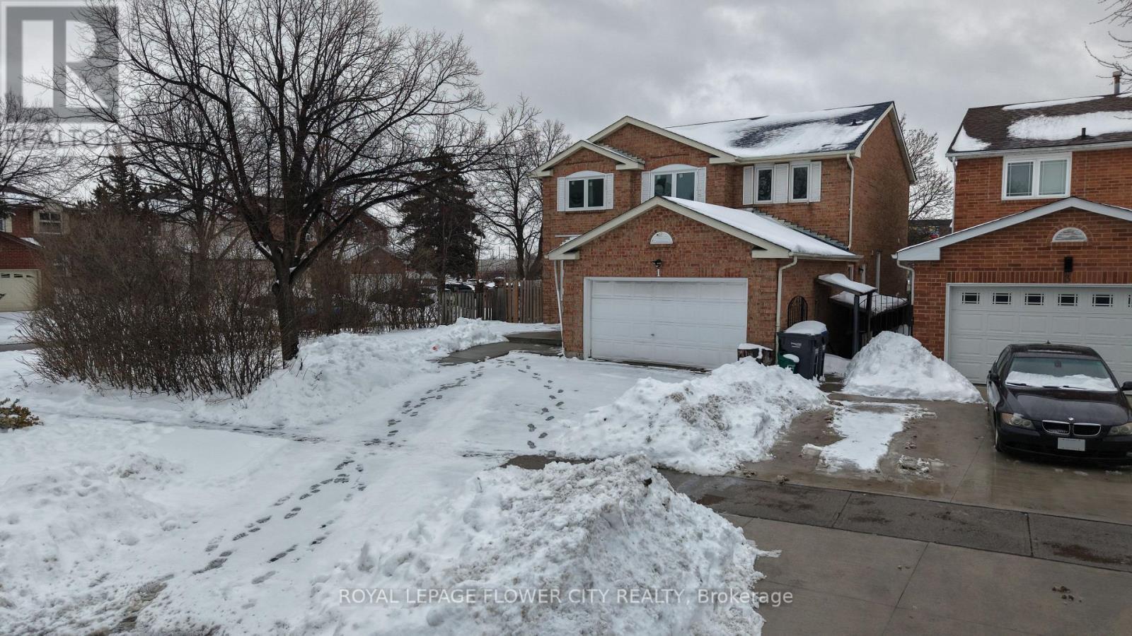 1 Donaldson Drive, Brampton, ON - Outdoor