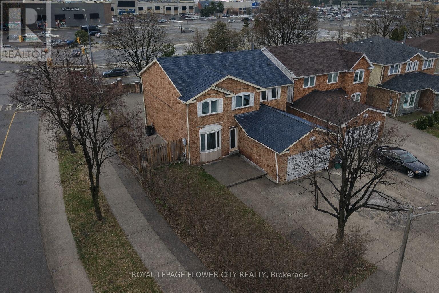 1 Donaldson Drive, Brampton, ON - Outdoor