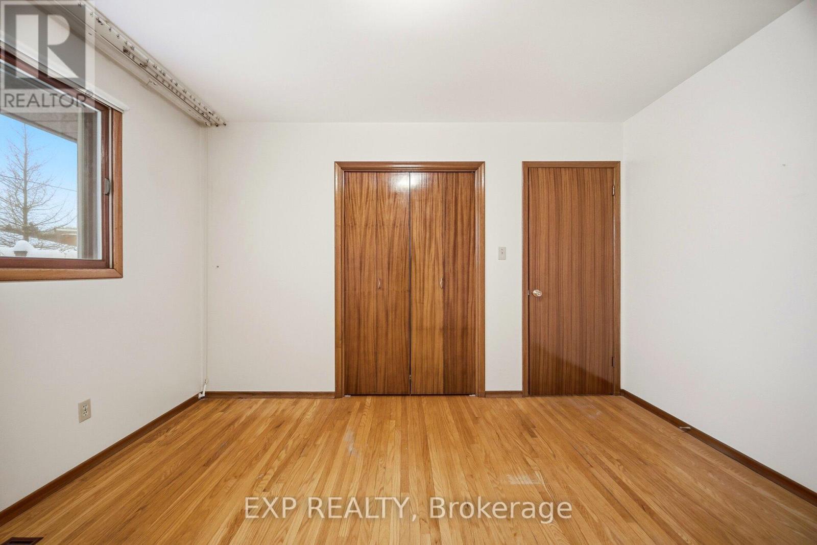 27 Palermo Crescent W, Guelph, ON - Indoor Photo Showing Other Room