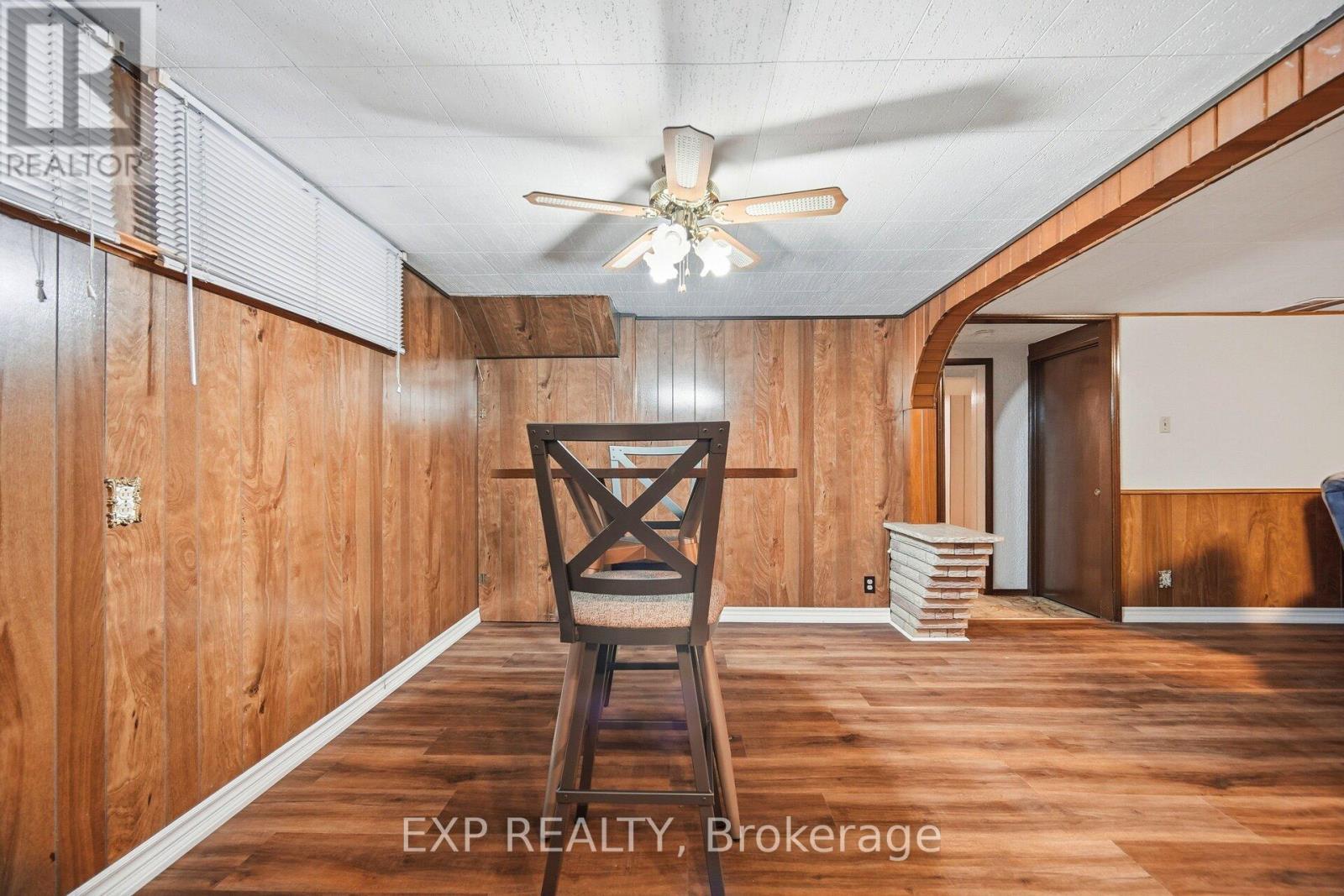 27 Palermo Crescent W, Guelph, ON - Indoor Photo Showing Other Room