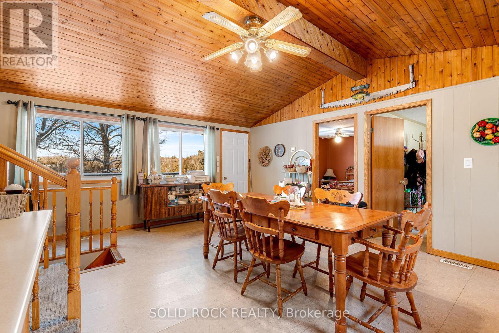 14 Lower Lake Lane, Frontenac (Frontenac South), ON - Indoor Photo Showing Dining Room