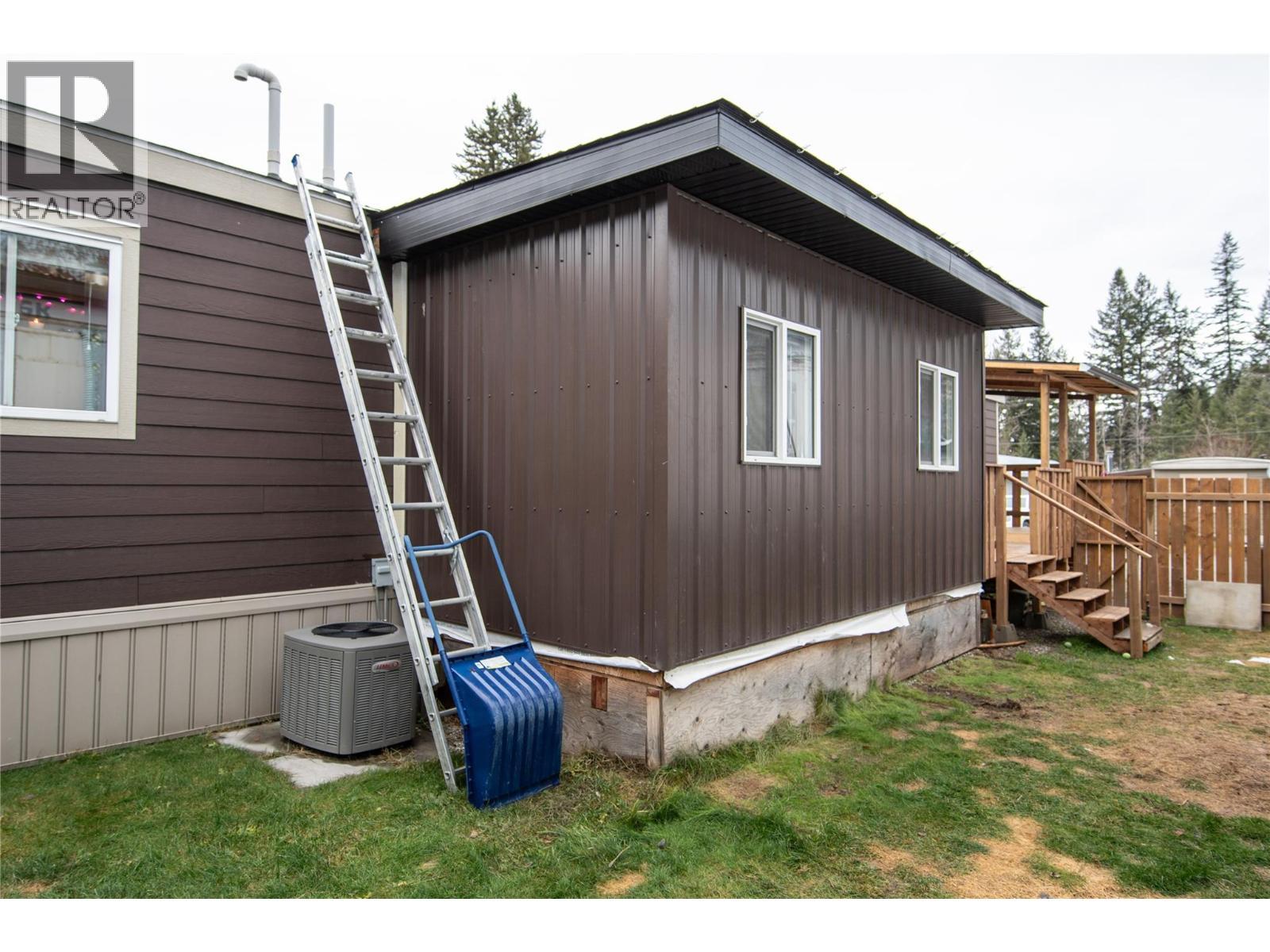 1400 12Th Street Unit# 35, Golden, BC