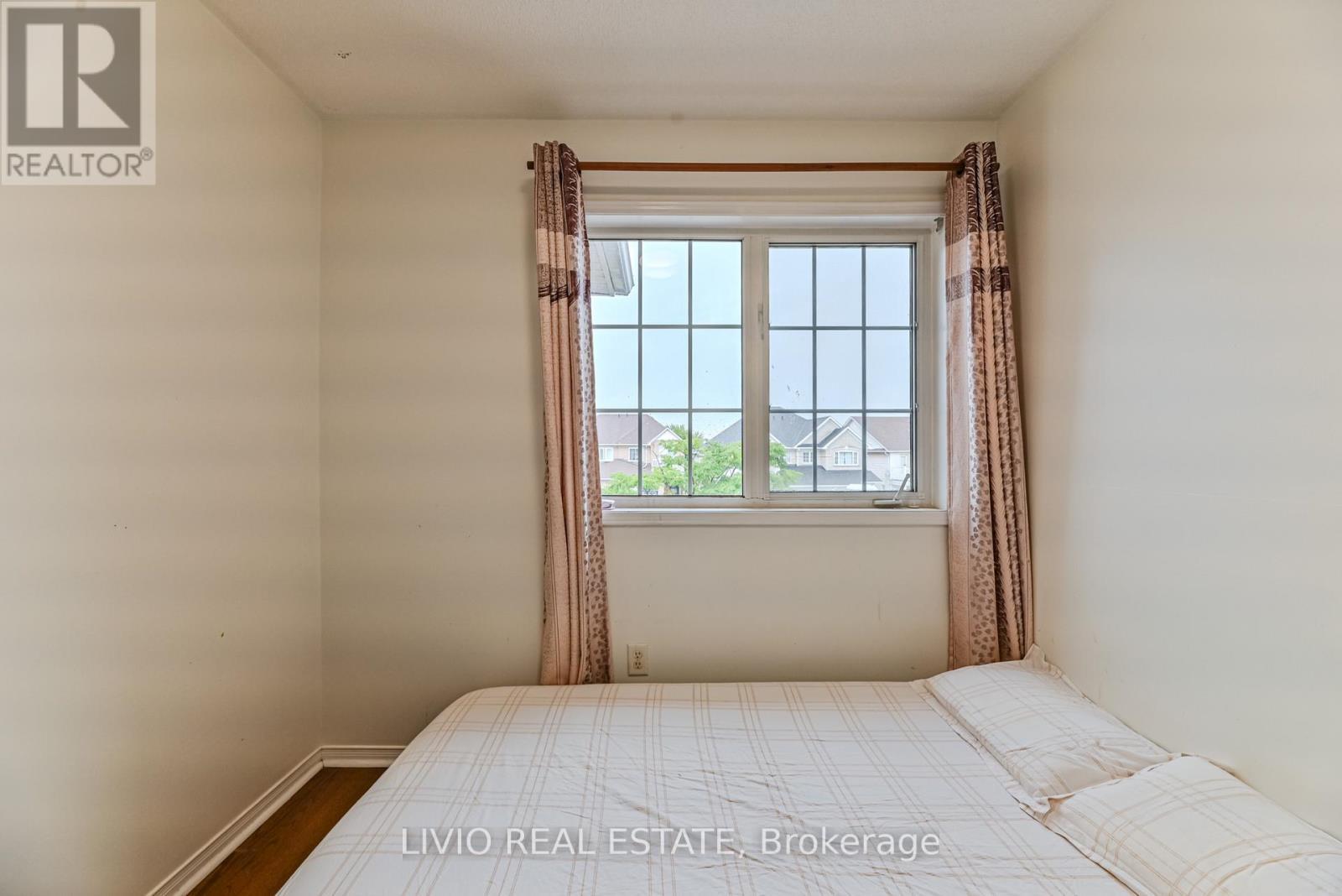46 Weather Vane Lane, Brampton, ON - Indoor Photo Showing Bedroom