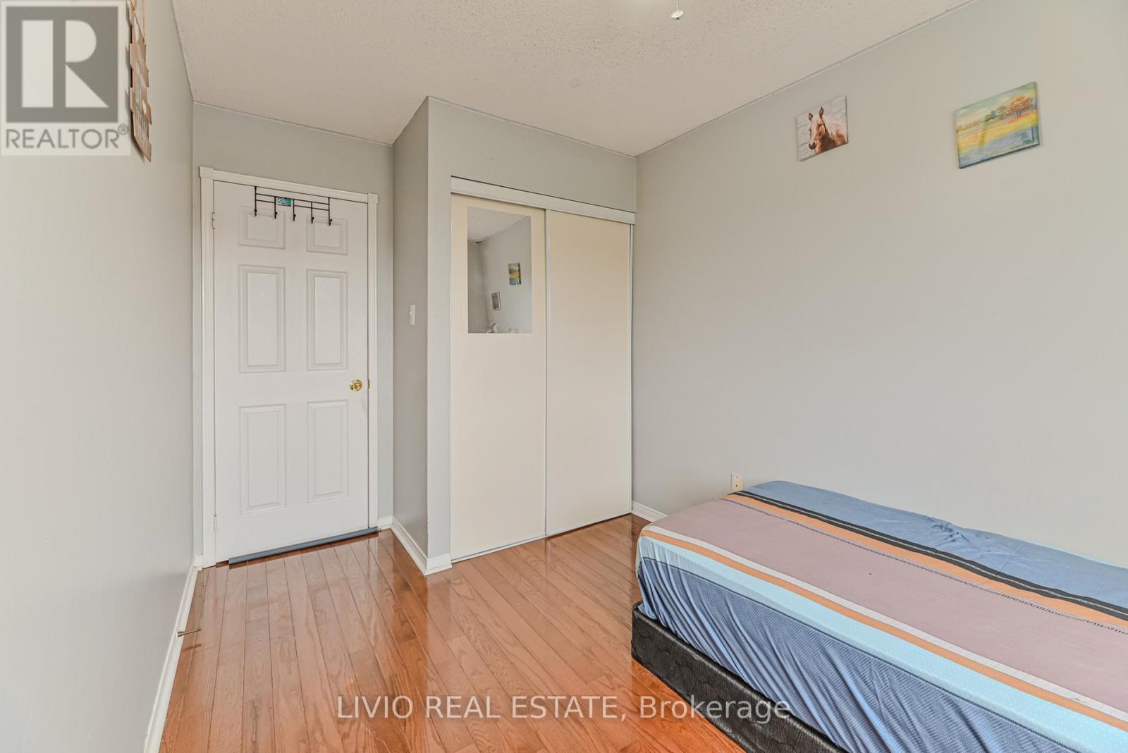 46 Weather Vane Lane, Brampton, ON - Indoor Photo Showing Bedroom