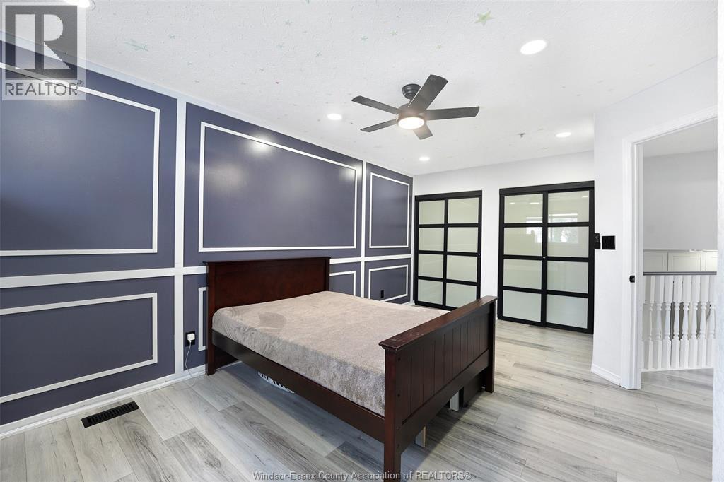 3812 Devonwood Avenue, Windsor, ON - Indoor Photo Showing Bedroom