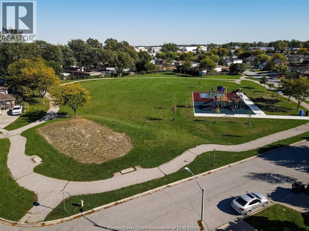 3812 Devonwood Avenue, Windsor, ON - Outdoor With View