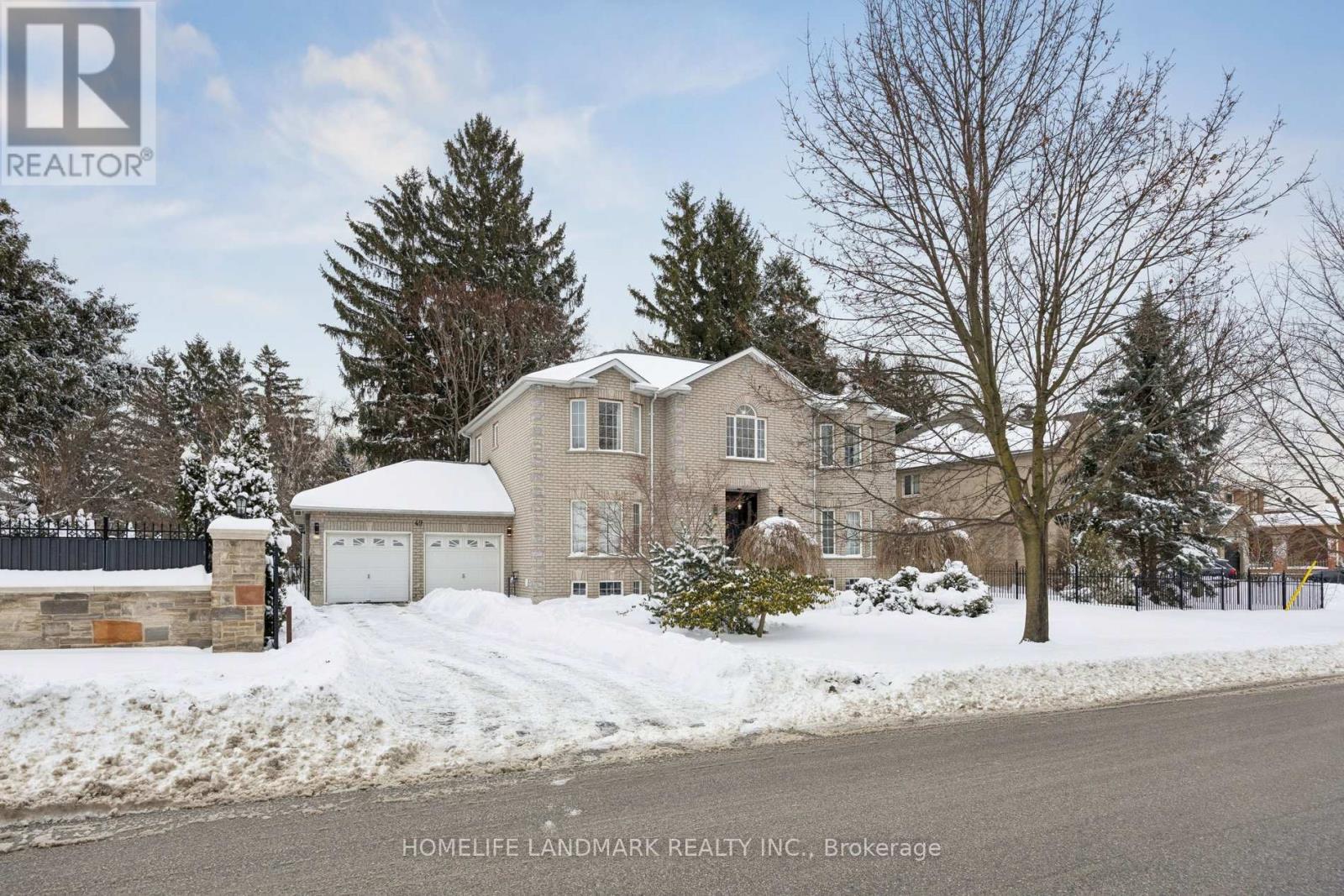 49 Pearson Avenue, Richmond Hill, ON - Outdoor