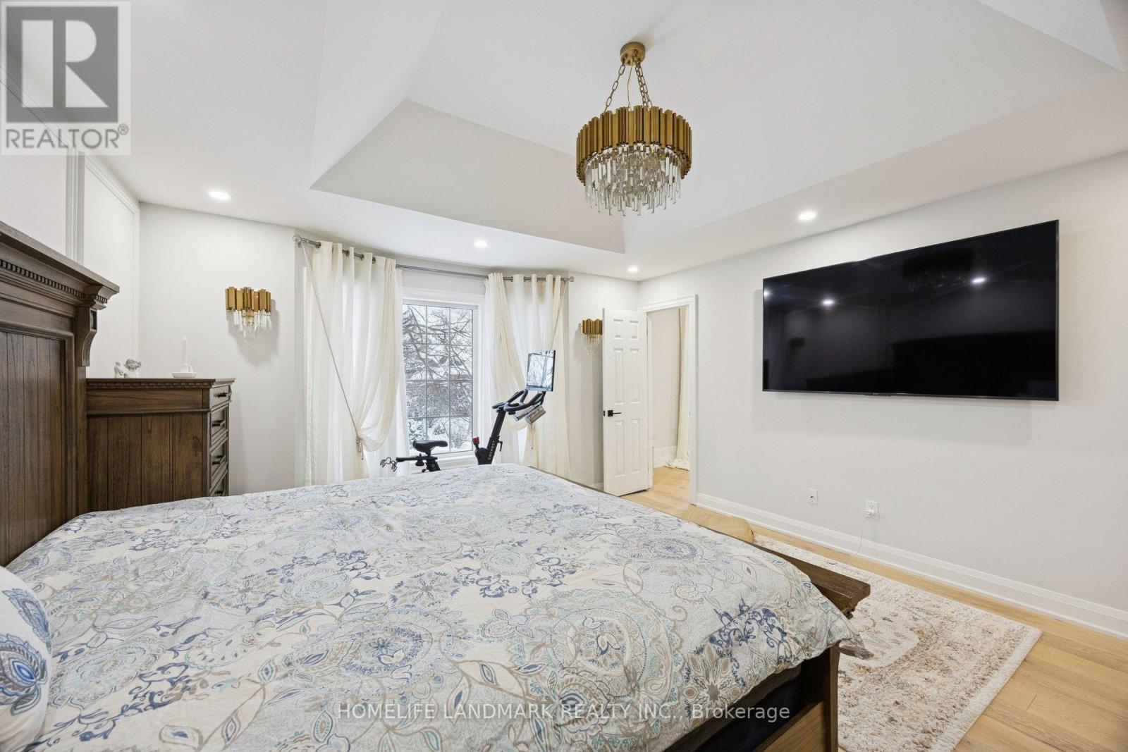 49 Pearson Avenue, Richmond Hill, ON - Indoor Photo Showing Bedroom