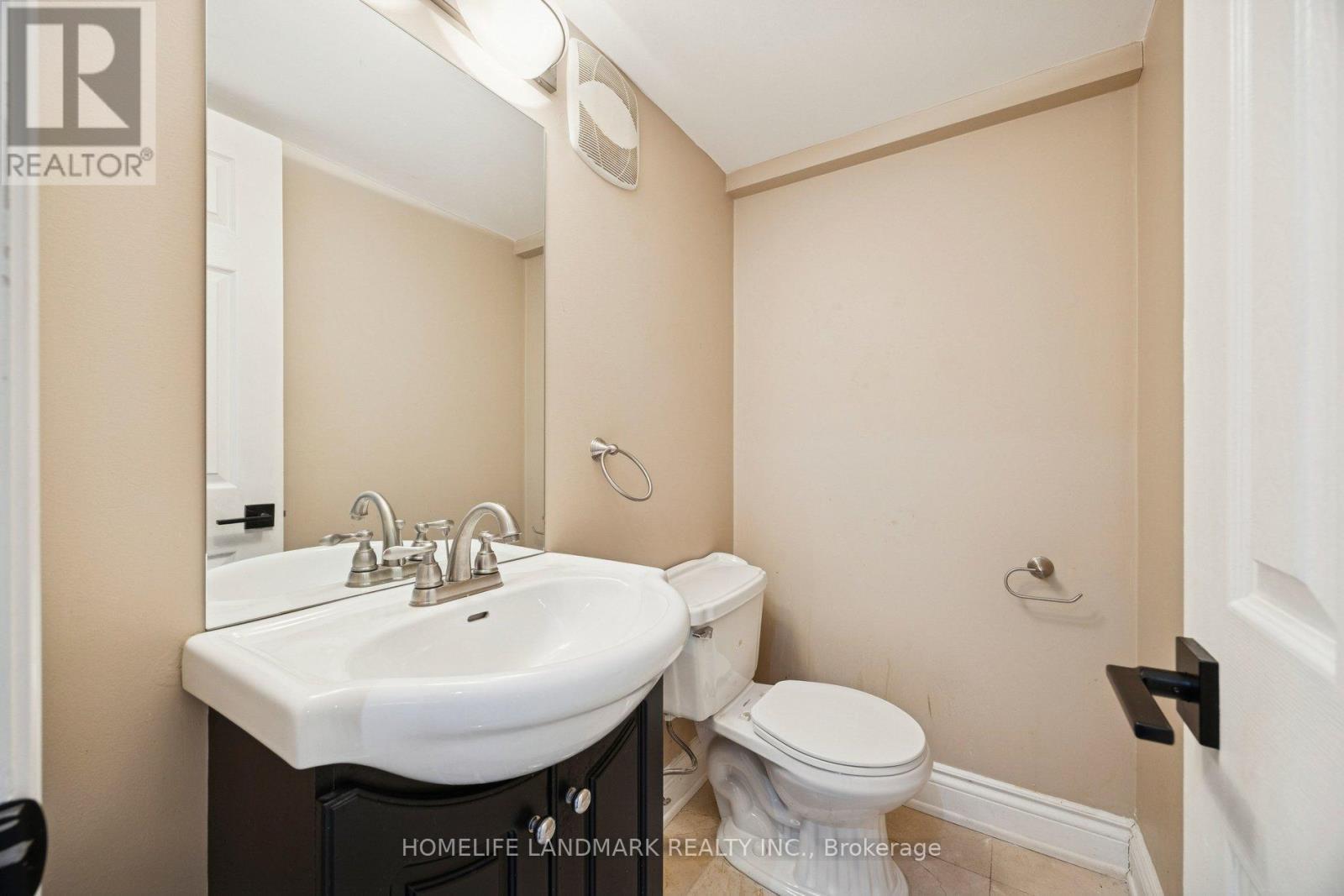 49 Pearson Avenue, Richmond Hill, ON - Indoor Photo Showing Bathroom