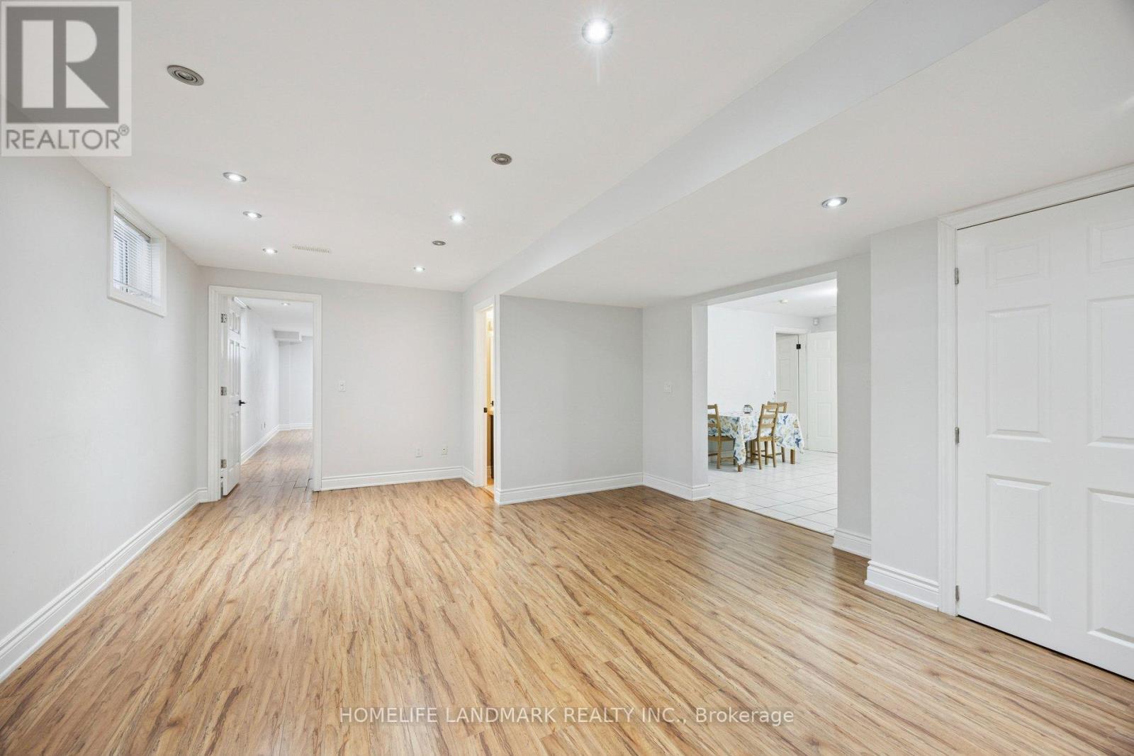 49 Pearson Avenue, Richmond Hill, ON - Indoor Photo Showing Other Room