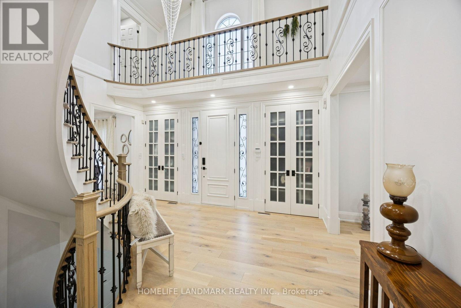 49 Pearson Avenue, Richmond Hill, ON - Indoor Photo Showing Other Room