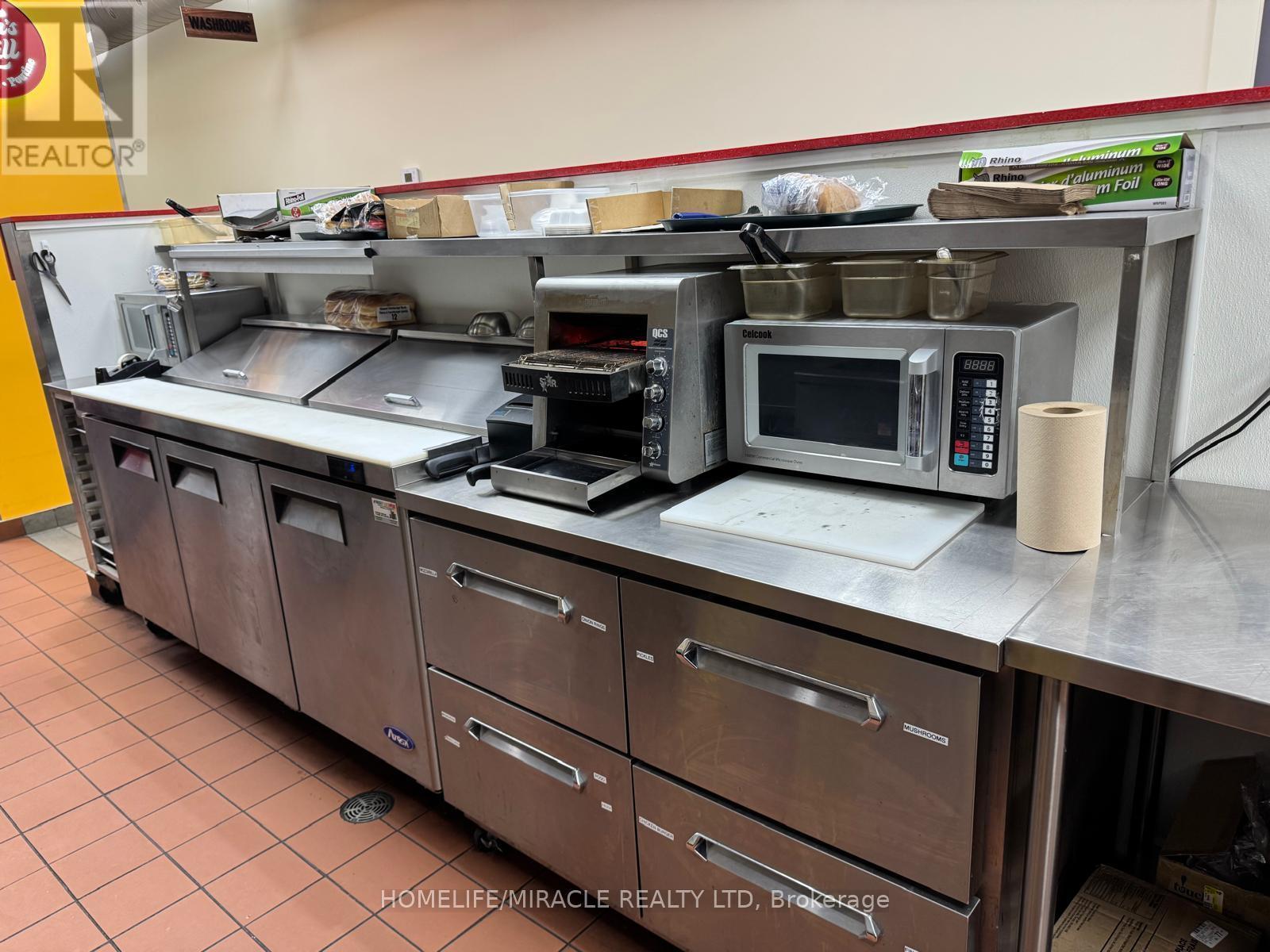 3017 New Street, Burlington, ON