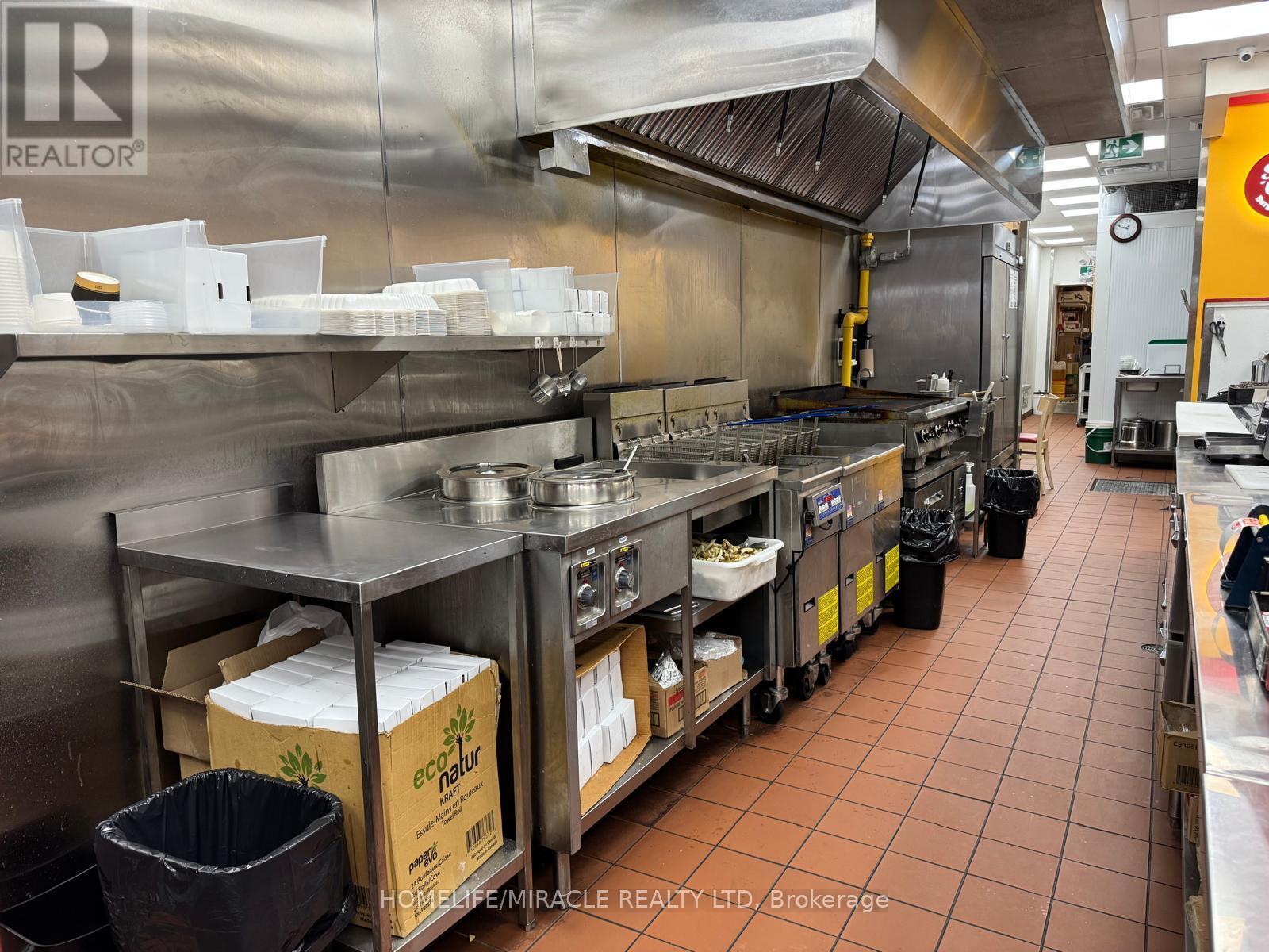 3017 New Street, Burlington, ON