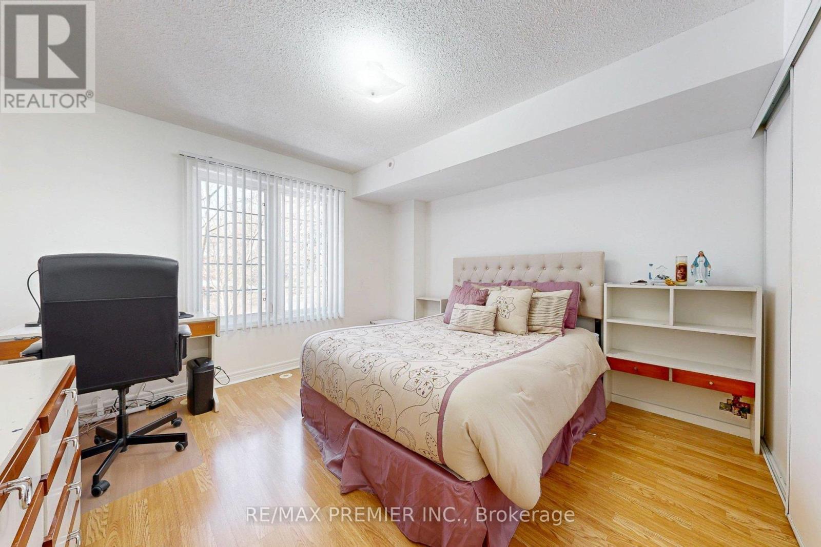 17 - 55 Cedarcroft Boulevard, Toronto, ON - Indoor Photo Showing Bedroom