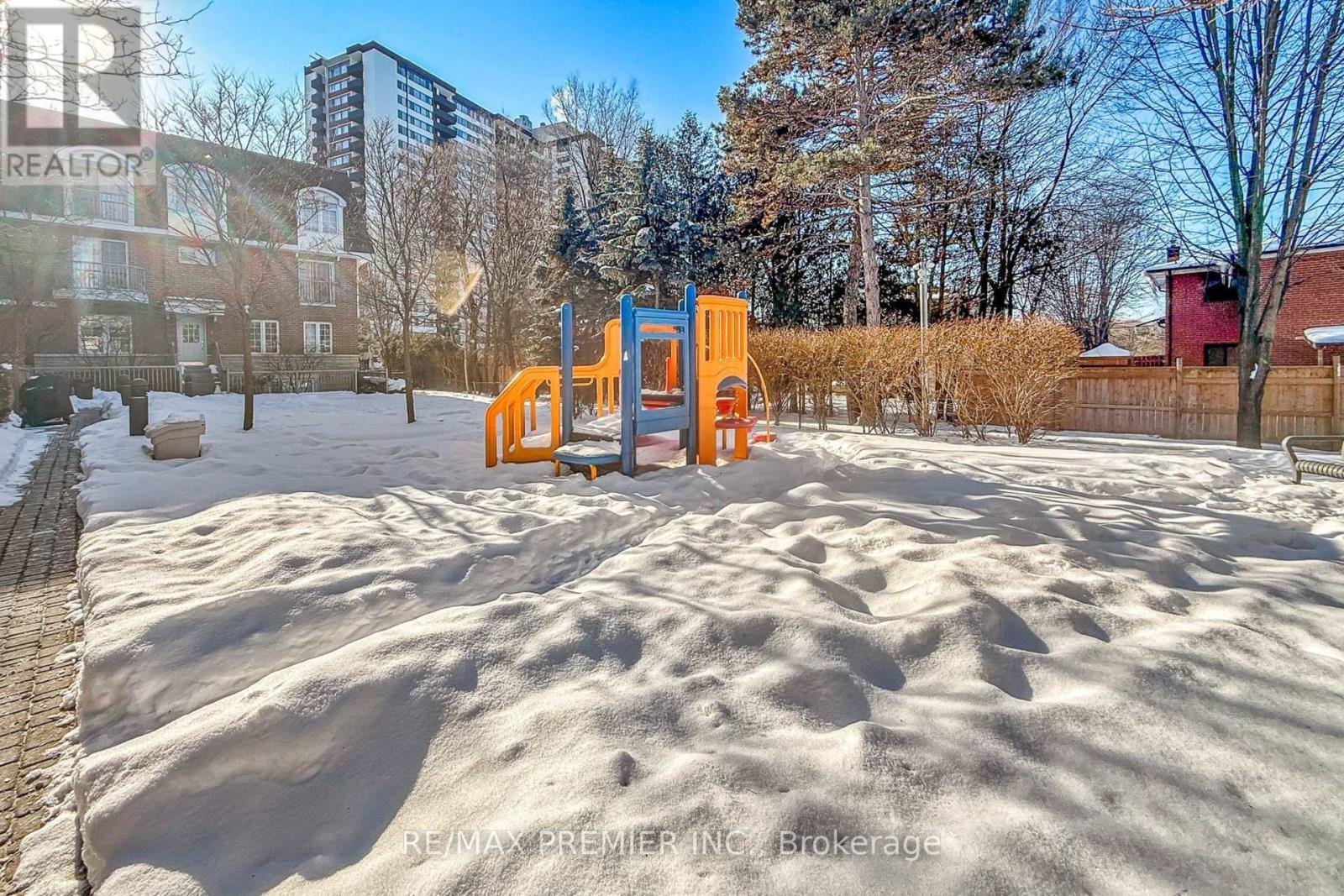 17 - 55 Cedarcroft Boulevard, Toronto, ON - Outdoor