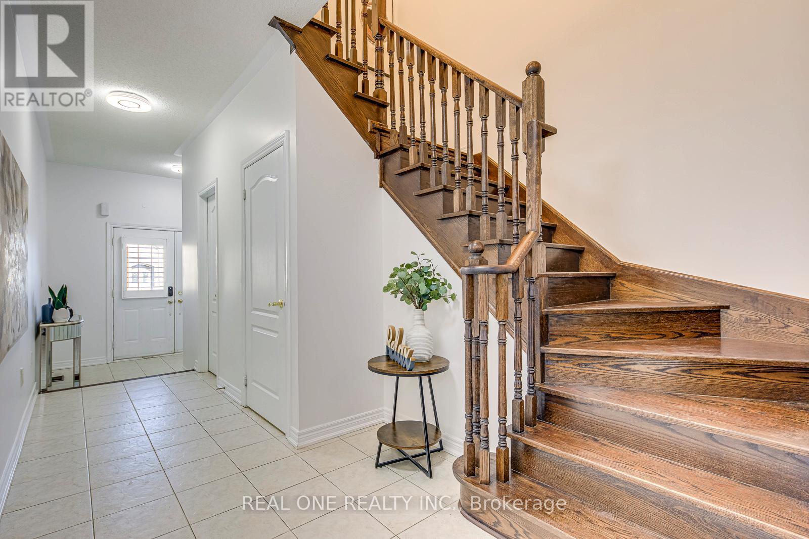1331 Kestell Boulevard, Oakville, ON - Indoor Photo Showing Other Room