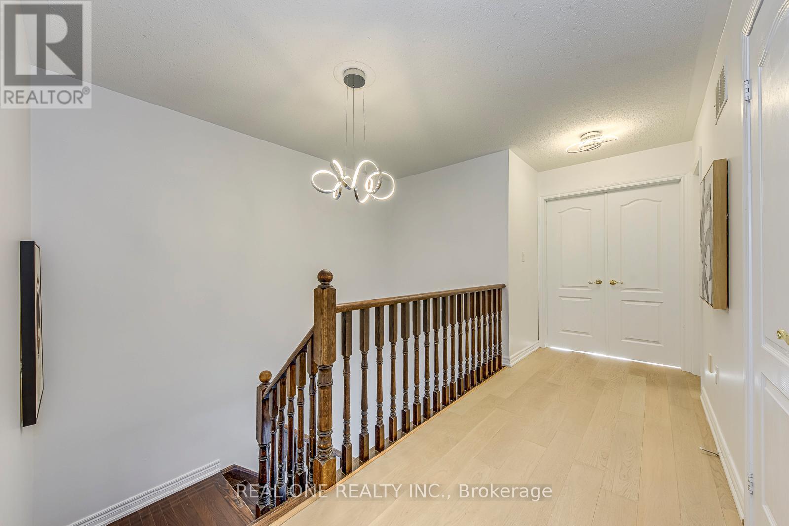 1331 Kestell Boulevard, Oakville, ON - Indoor Photo Showing Other Room
