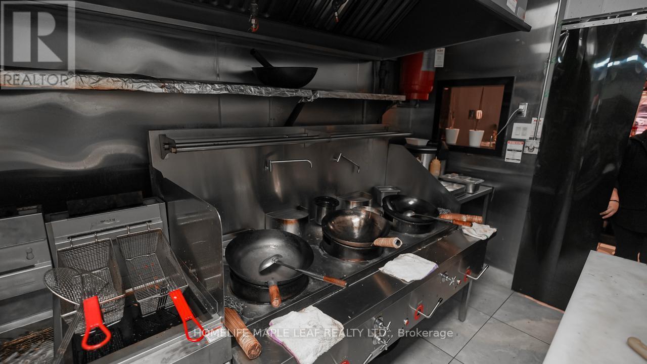 4 - 9980 Airport Road, Brampton, ON