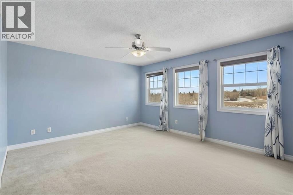 72 Rockyspring Circle Nw, Calgary, AB - Indoor Photo Showing Other Room