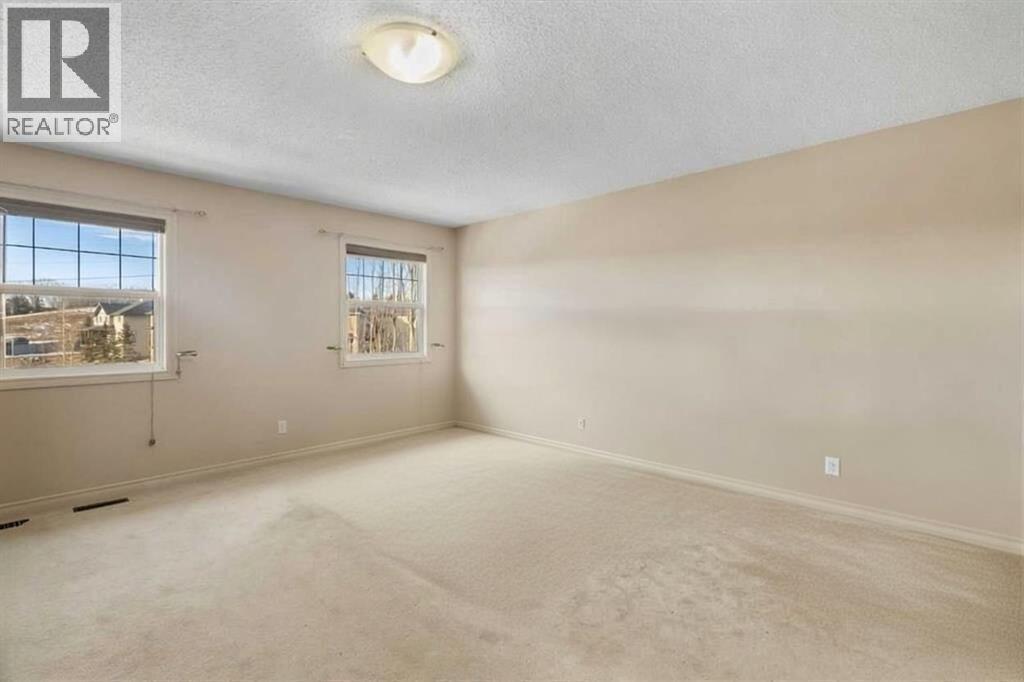 72 Rockyspring Circle Nw, Calgary, AB - Indoor Photo Showing Other Room