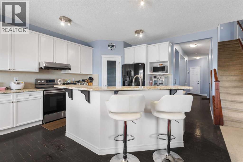72 Rockyspring Circle Nw, Calgary, AB - Indoor Photo Showing Kitchen With Stainless Steel Kitchen With Upgraded Kitchen