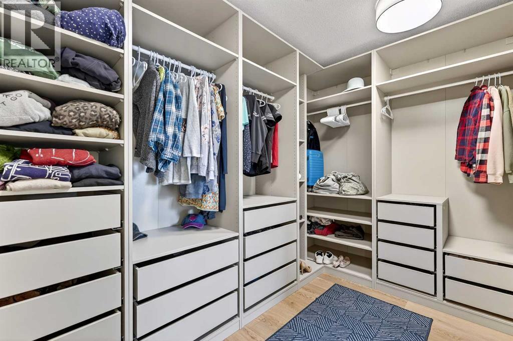 Upgraded Built In Closet Shelves - 24 Napoleon Meadows Way, Innisfail, AB - Indoor With Storage