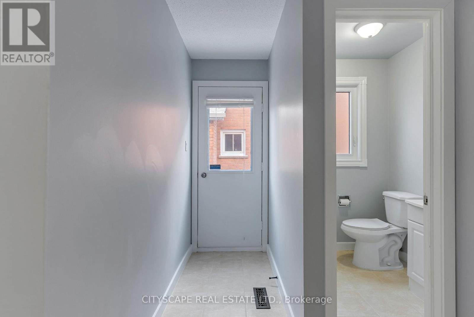 1210 Shagbark Crescent, Mississauga, ON - Indoor Photo Showing Bathroom