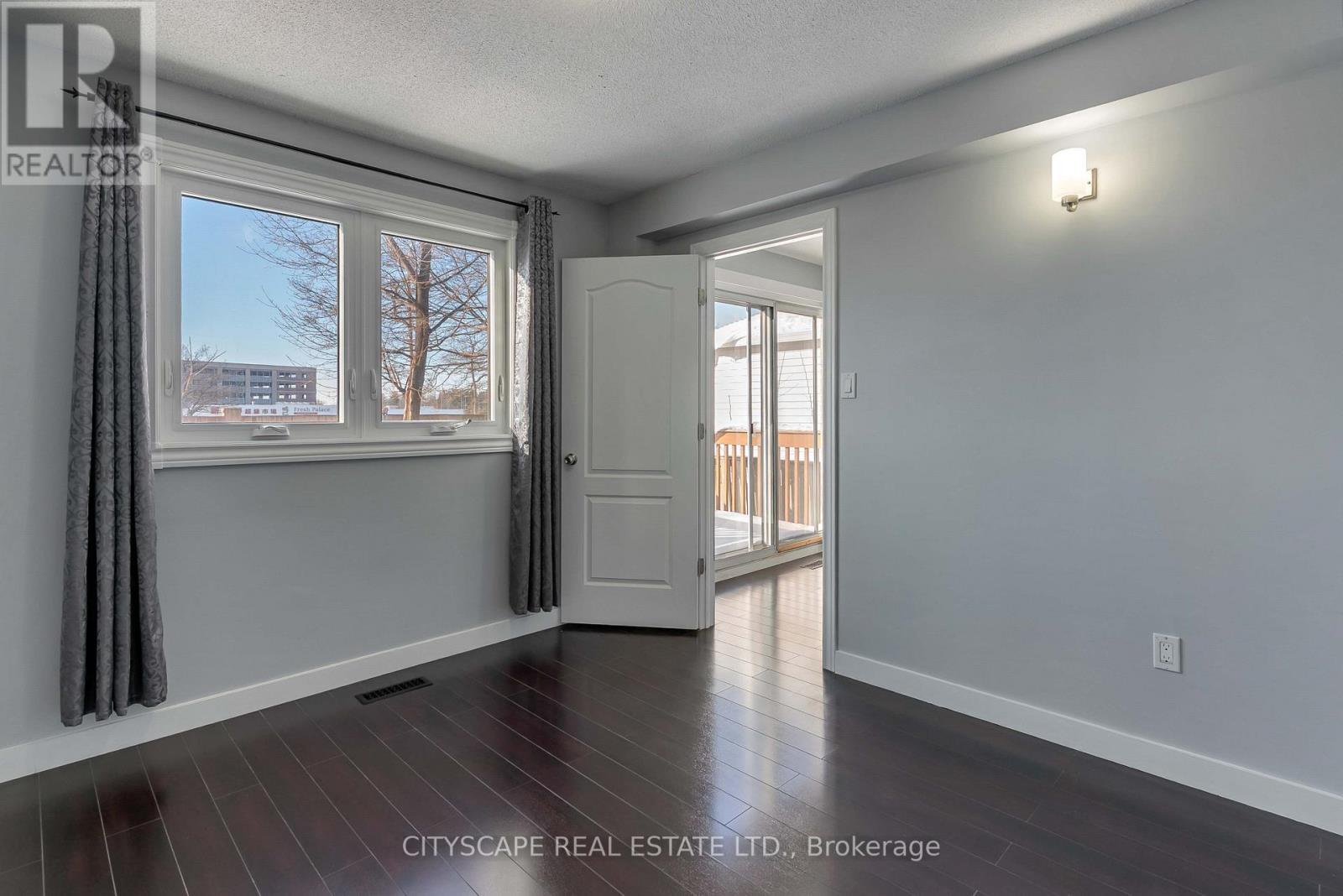 1210 Shagbark Crescent, Mississauga, ON - Indoor Photo Showing Other Room