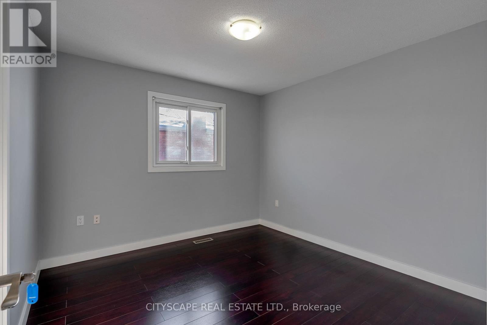 1210 Shagbark Crescent, Mississauga, ON - Indoor Photo Showing Other Room