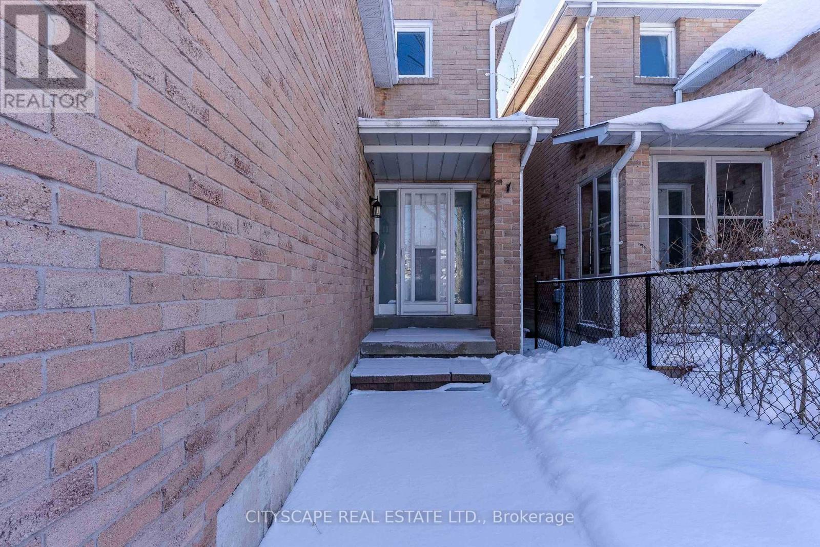 1210 Shagbark Crescent, Mississauga, ON - Outdoor