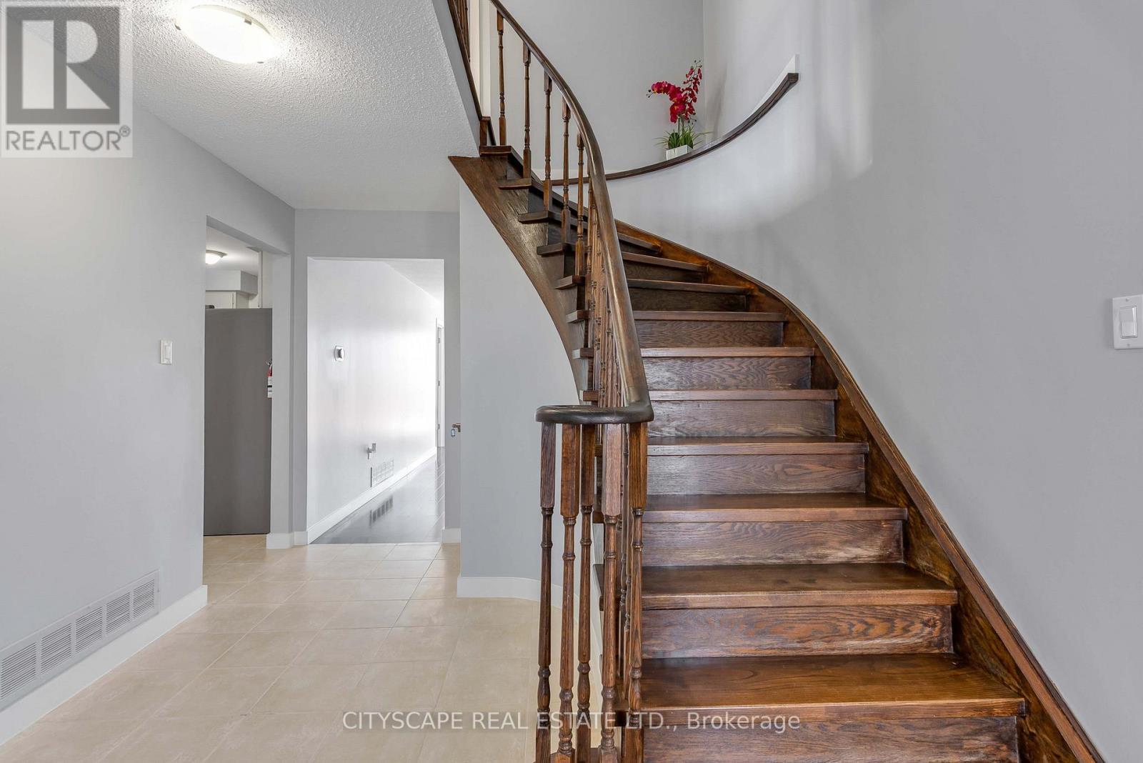 1210 Shagbark Crescent, Mississauga, ON - Indoor Photo Showing Other Room
