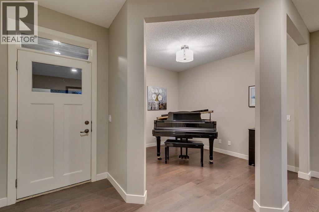 101 Cranarch Common Se, Calgary, AB - Indoor Photo Showing Other Room