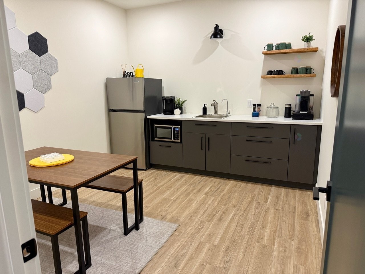 Kitchenette - 1-721 Ch. Lakeside, Lac-Brome, QC - Indoor