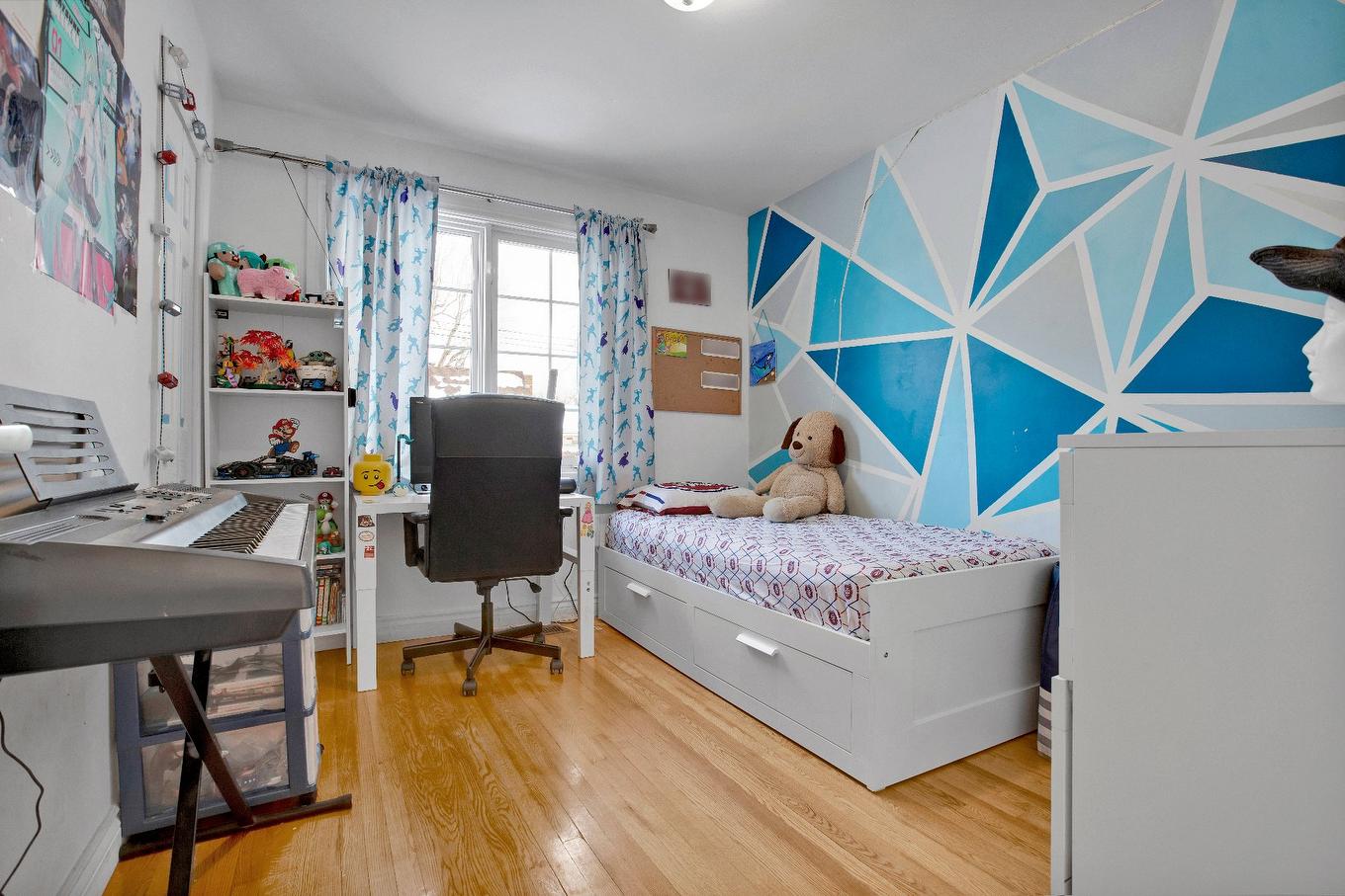 Bedroom - 272 Av. Vinet, Dorval, QC - Indoor Photo Showing Bedroom