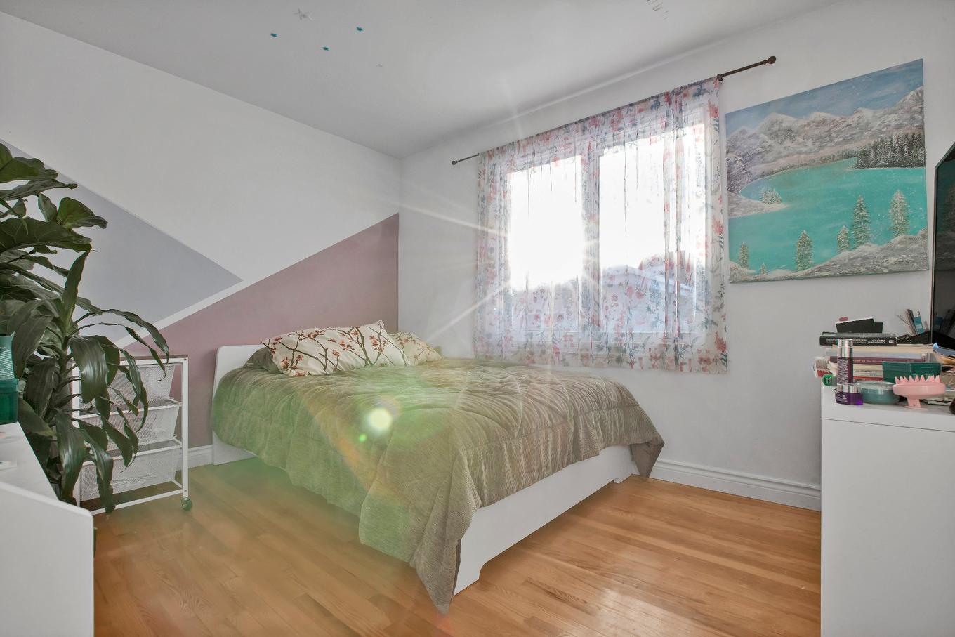 Bedroom - 272 Av. Vinet, Dorval, QC - Indoor Photo Showing Bedroom