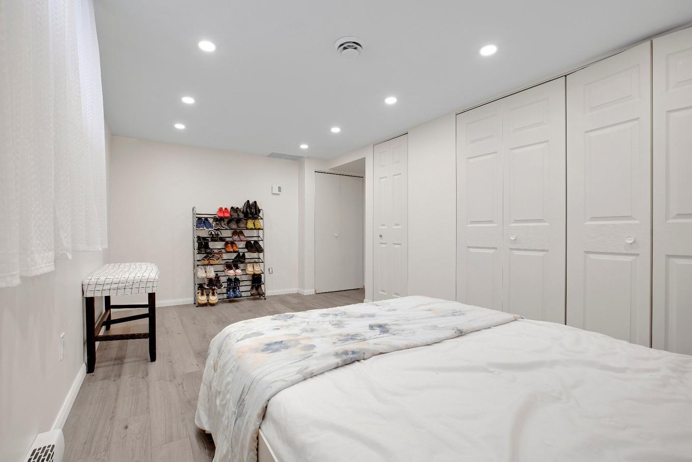 Bedroom - 272 Av. Vinet, Dorval, QC - Indoor Photo Showing Bedroom