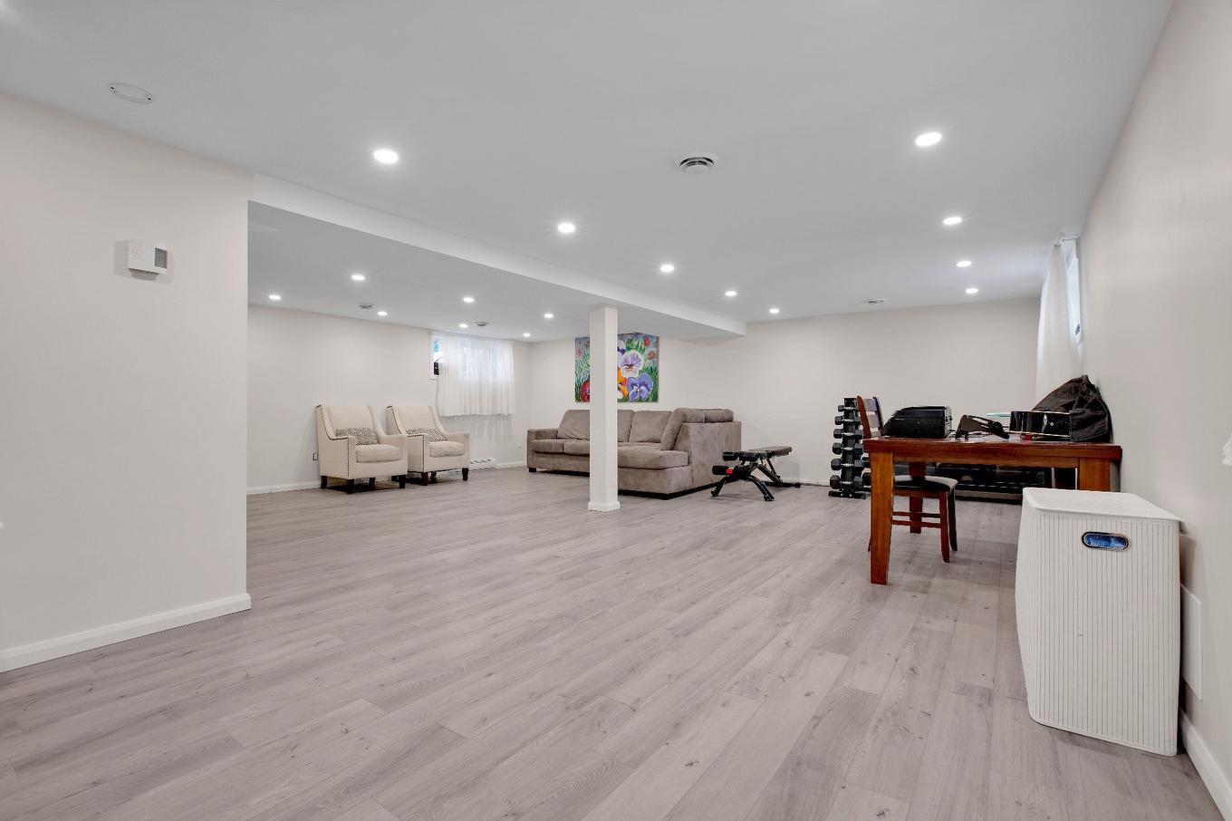 Basement - 272 Av. Vinet, Dorval, QC - Indoor