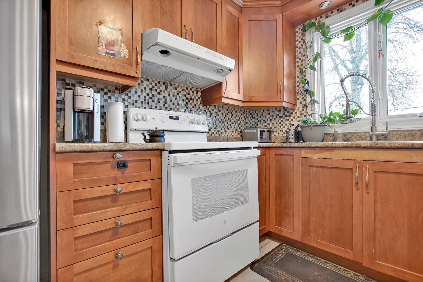 Kitchen - 272 Av. Vinet, Dorval, QC - Indoor Photo Showing Kitchen