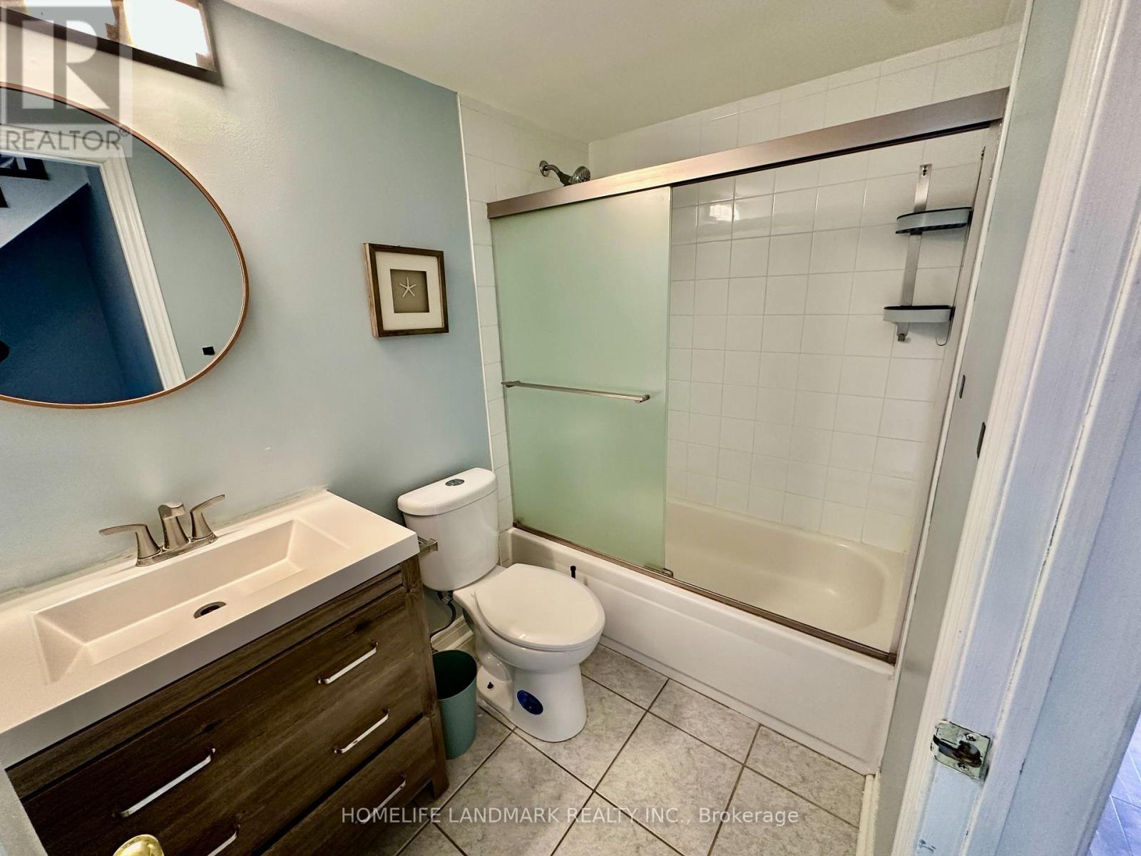9 Eby Way, Markham, ON - Indoor Photo Showing Bathroom