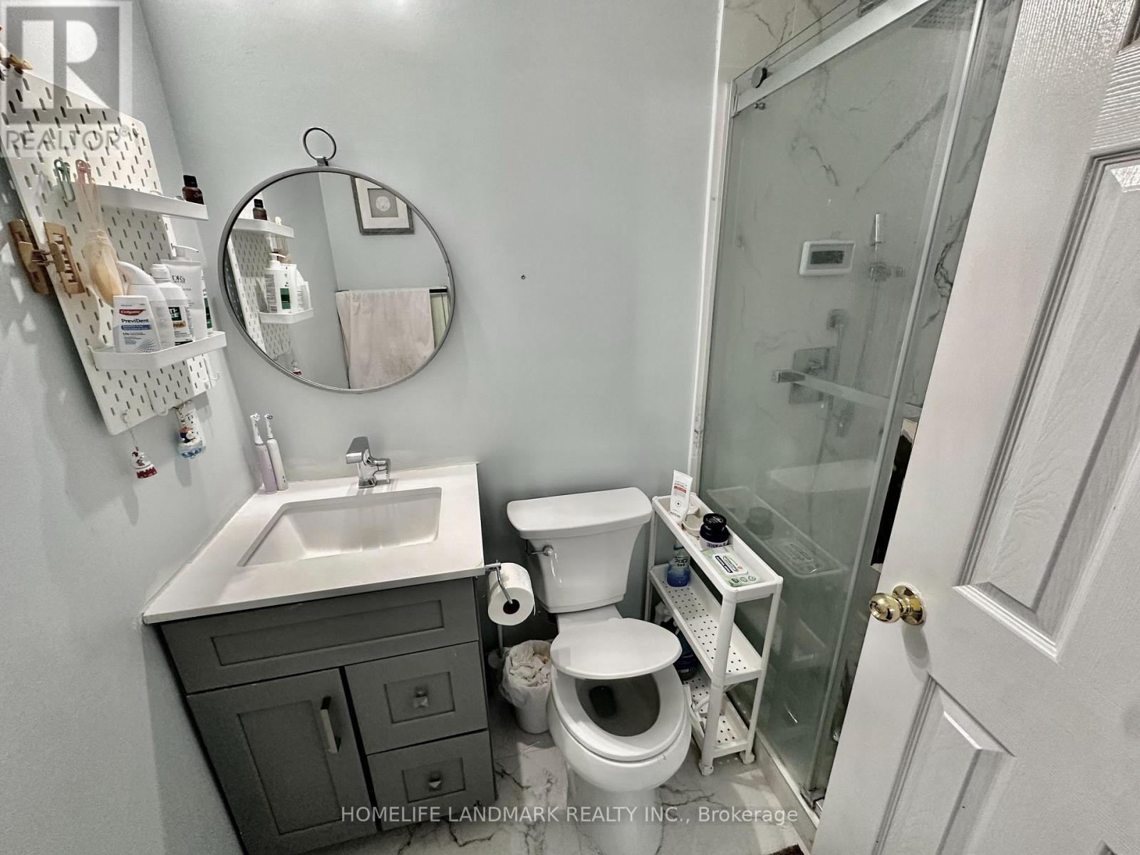 9 Eby Way, Markham, ON - Indoor Photo Showing Bathroom