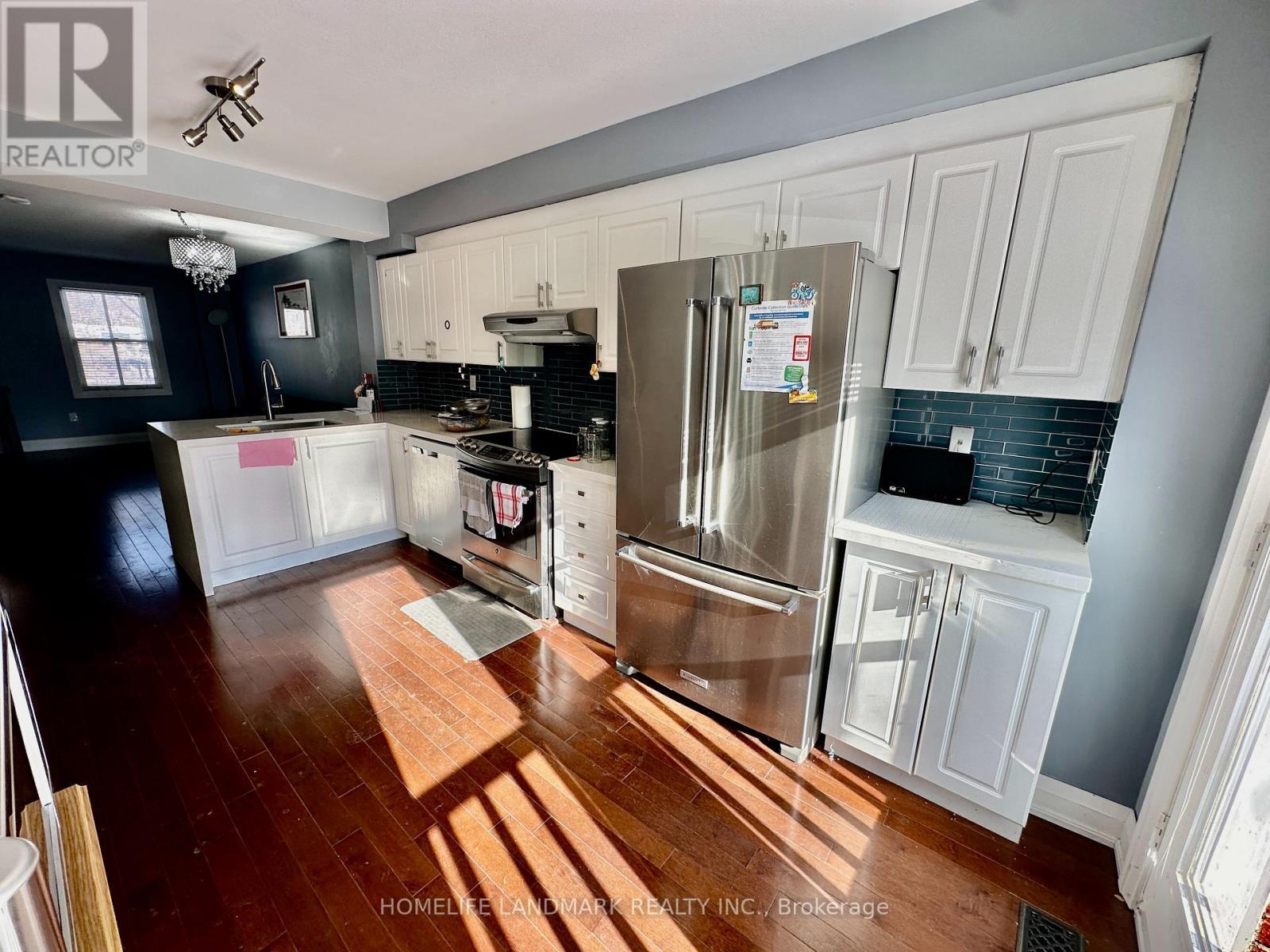 9 Eby Way, Markham, ON - Indoor Photo Showing Kitchen