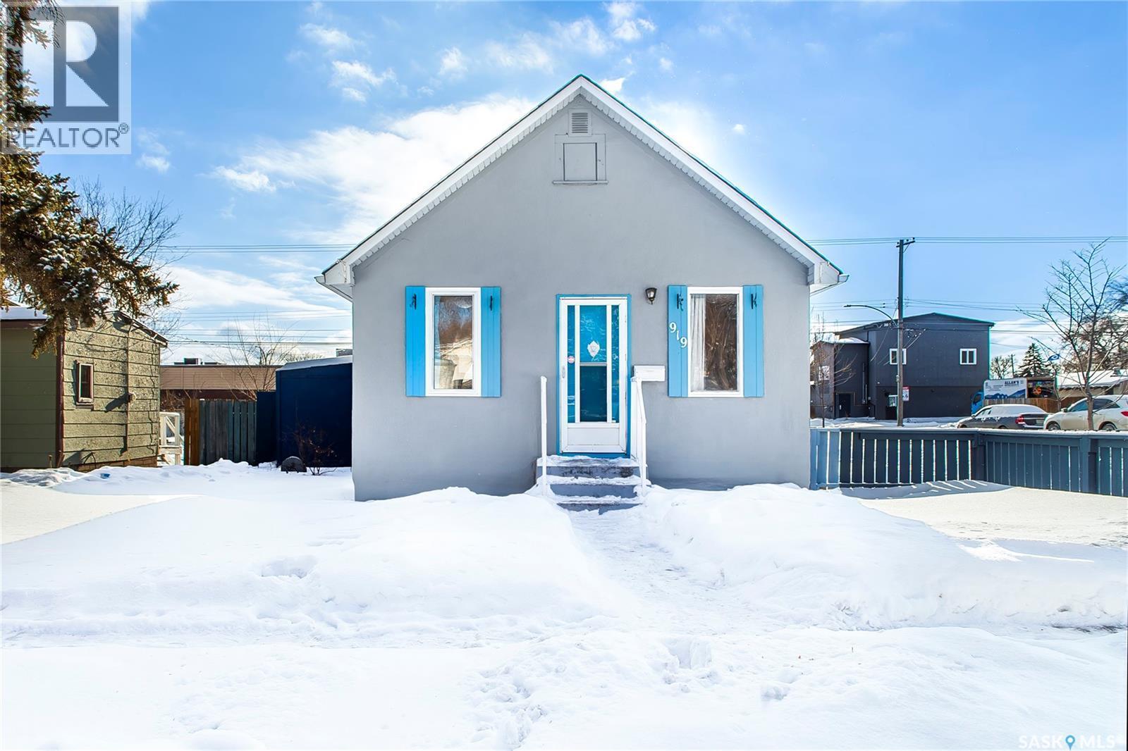 919 23Rd Street W, Saskatoon, SK - Outdoor