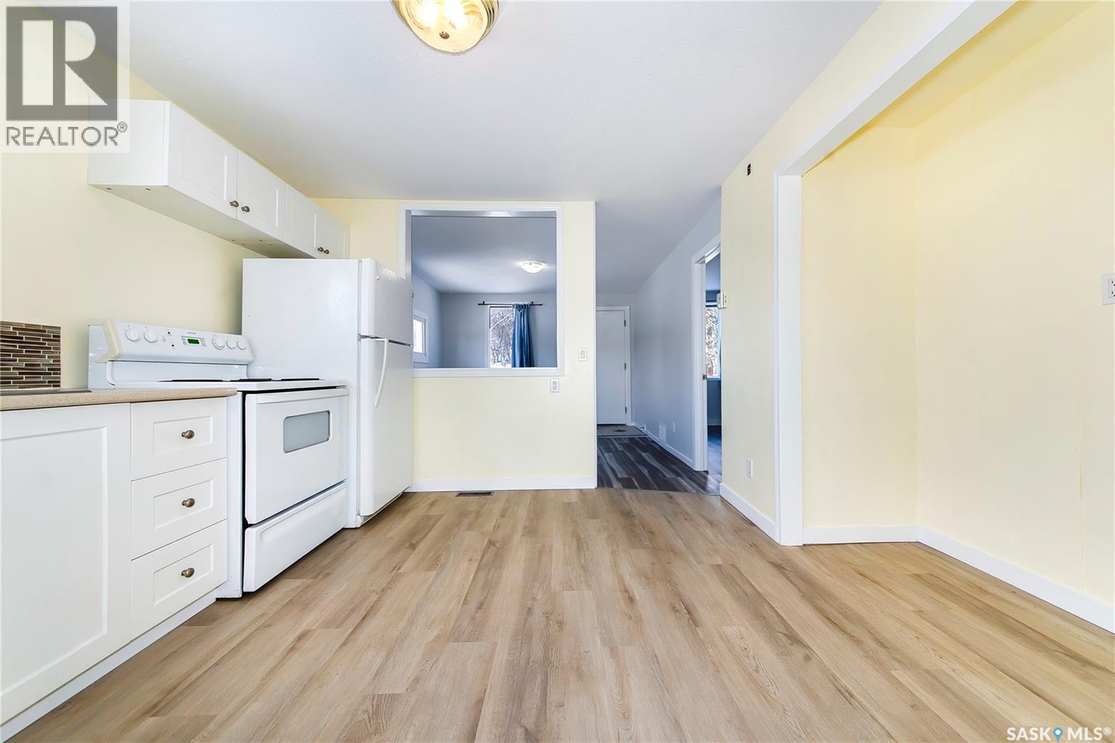 919 23Rd Street W, Saskatoon, SK - Indoor Photo Showing Kitchen
