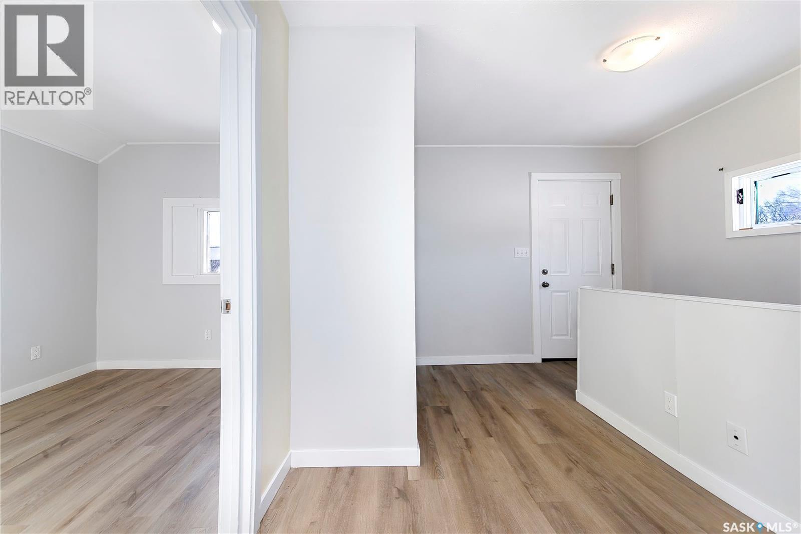 919 23Rd Street W, Saskatoon, SK - Indoor Photo Showing Other Room