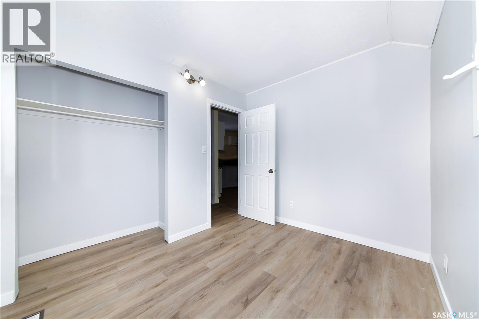 919 23Rd Street W, Saskatoon, SK - Indoor Photo Showing Other Room