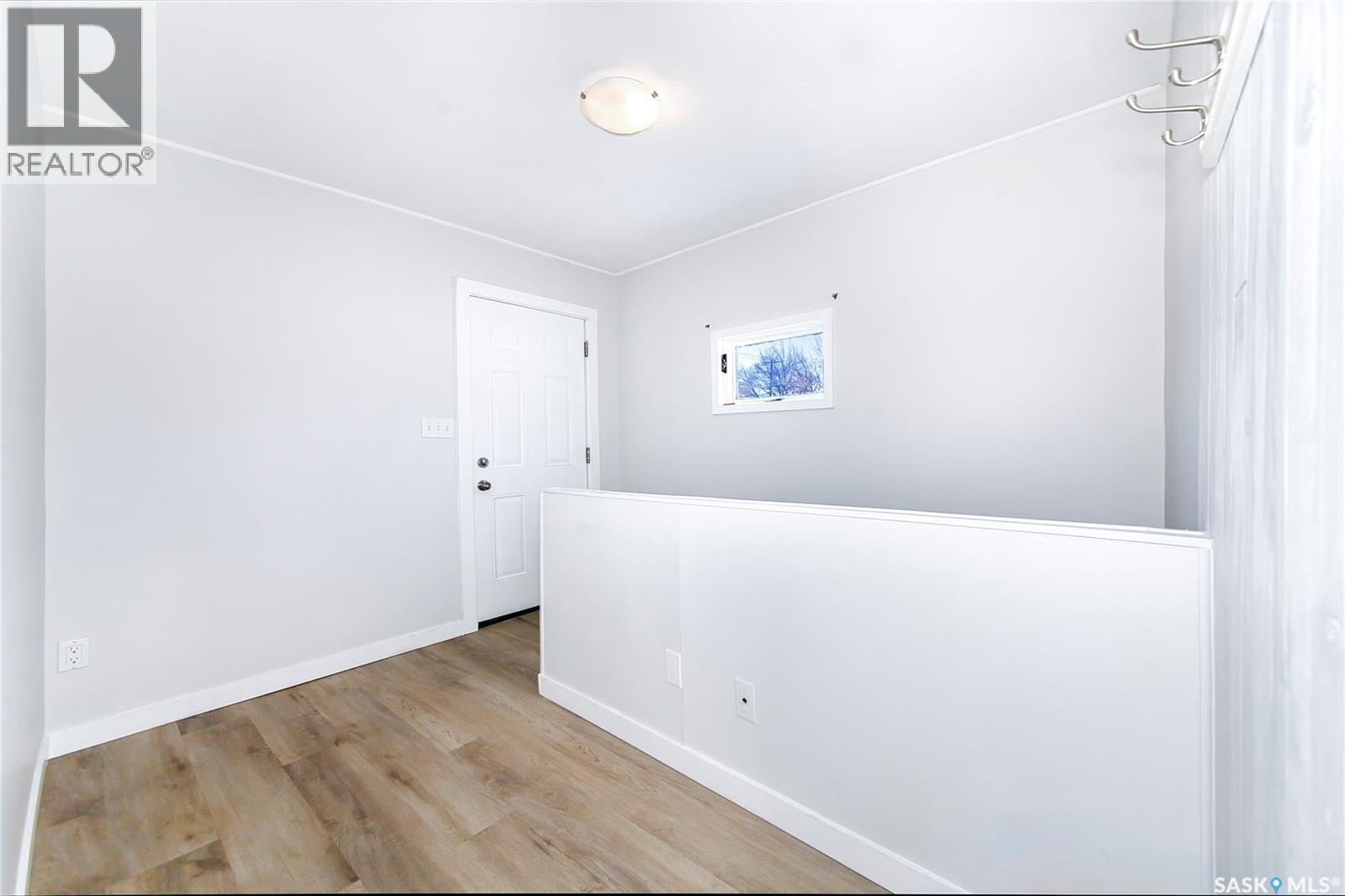 919 23Rd Street W, Saskatoon, SK - Indoor Photo Showing Other Room
